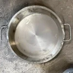 Jual Loyang Martabak Besi Cor: Wajan Cetakan Tebal Anti-Lengket, Harga Grosir, & Siap Kirim Seluruh Indonesia!